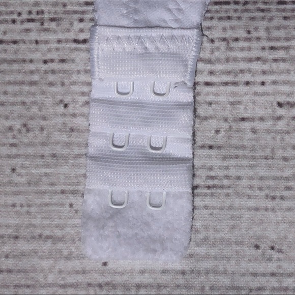 Bundle of VS bras - Picture 6 of 6